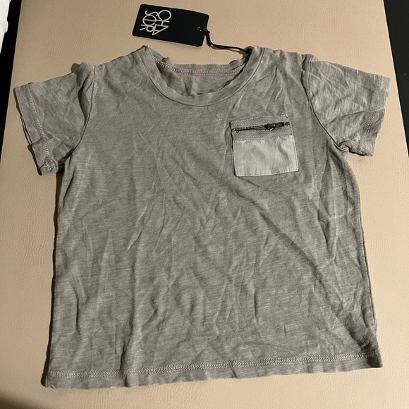 Chaser Grayish Green Pocket zipper T-shirt size 6 NWT - Picture 2 of 3